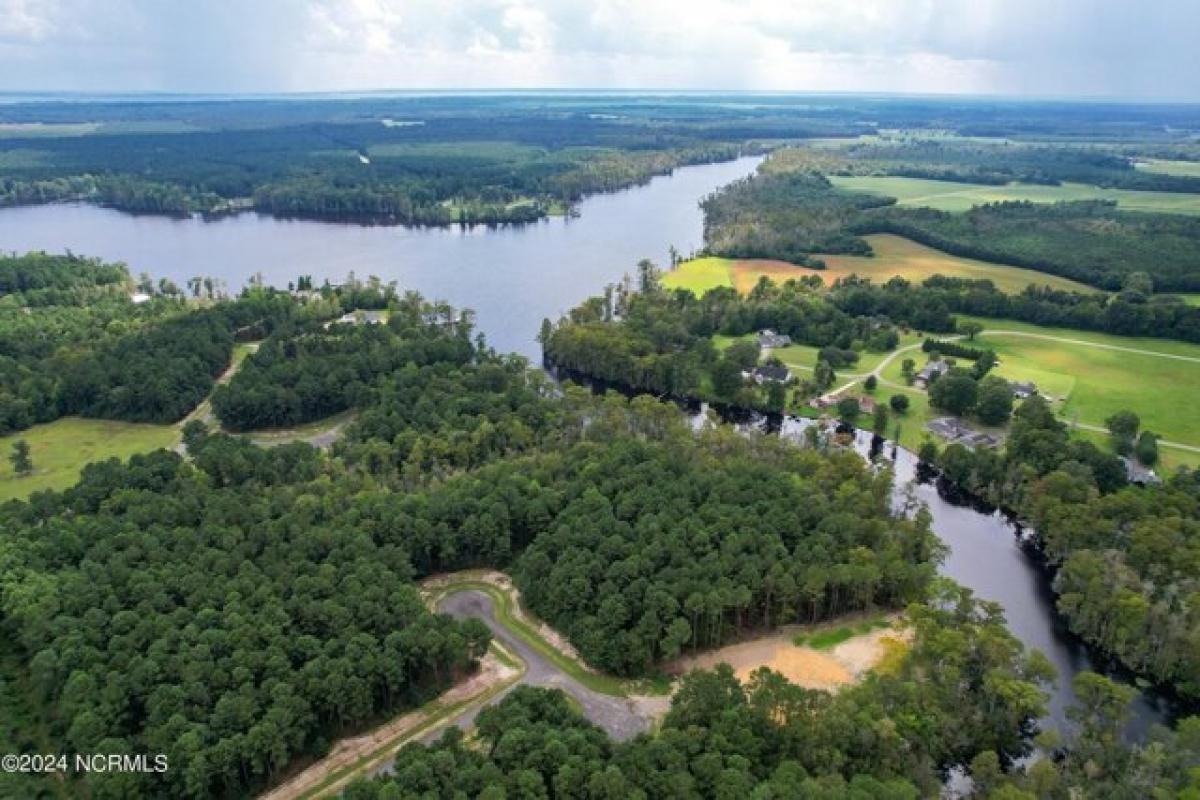 Picture of Residential Land For Sale in Hertford, North Carolina, United States