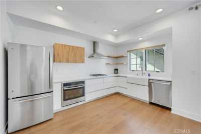 Home For Sale in Pasadena, California