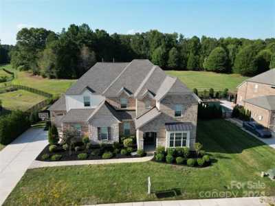 Home For Sale in Waxhaw, North Carolina