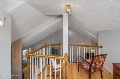 Home For Sale in Voorheesville, New York