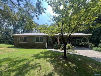 Home For Sale in Hokes Bluff, Alabama