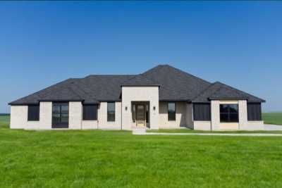 Home For Sale in Godley, Texas