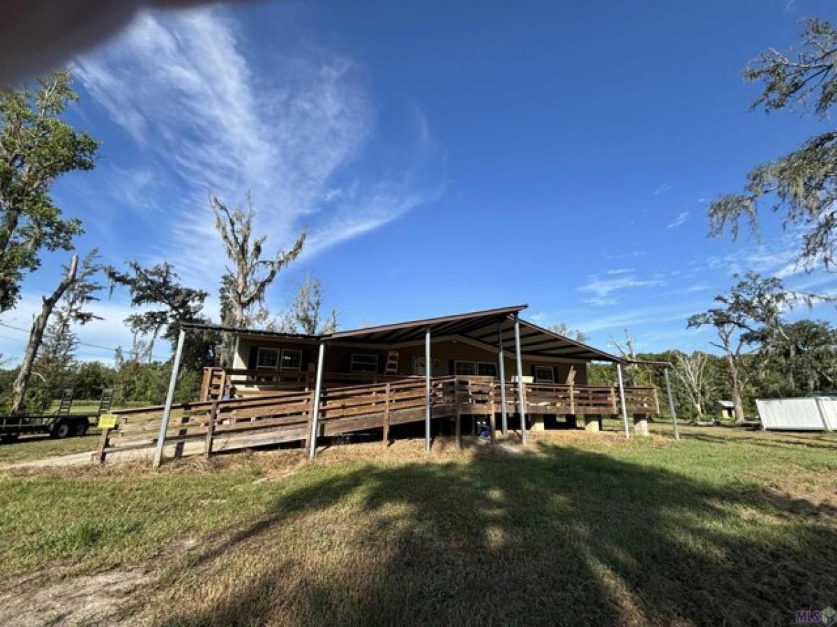 Picture of Home For Sale in Maurepas, Louisiana, United States