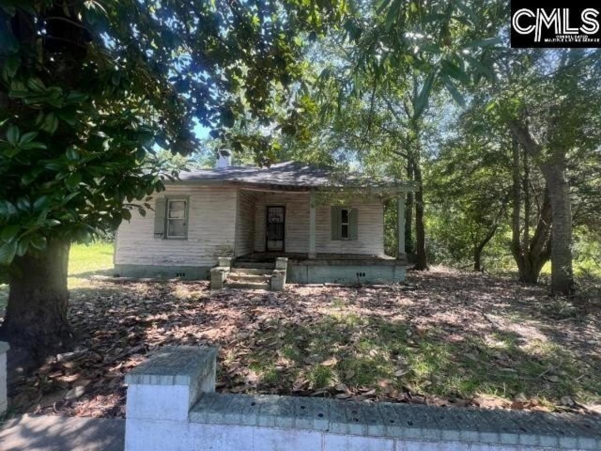 Picture of Home For Sale in Camden, South Carolina, United States