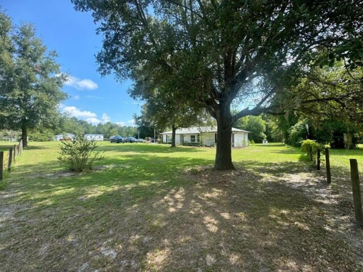 Picture of Home For Rent in Trenton, Florida, United States