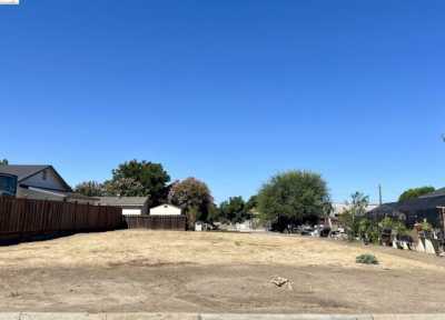 Residential Land For Sale in Antioch, California