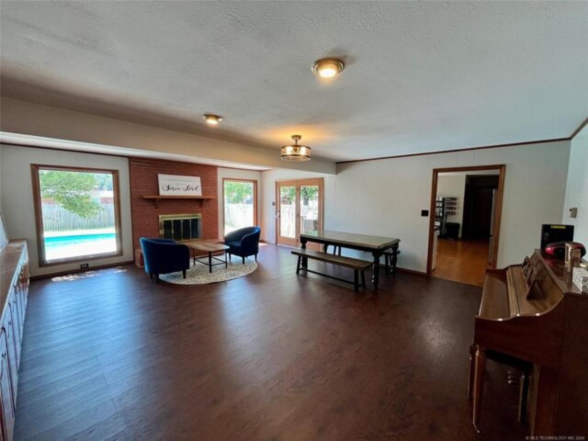 Picture of Home For Sale in Muskogee, Oklahoma, United States