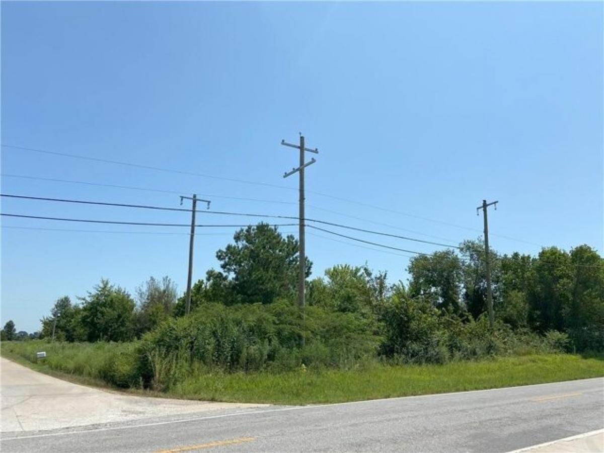 Picture of Residential Land For Sale in Siloam Springs, Arkansas, United States