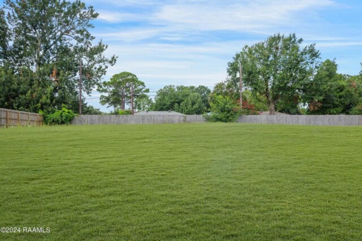 Picture of Residential Land For Sale in Lafayette, Louisiana, United States