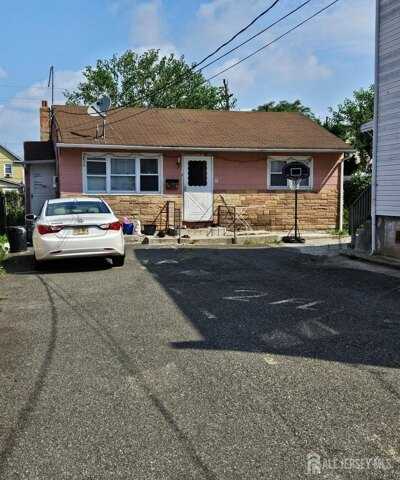 Home For Sale in Carteret, New Jersey