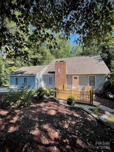 Home For Sale in Hudson, North Carolina