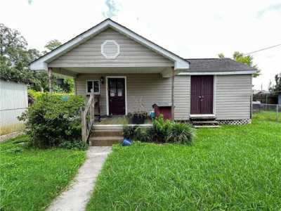 Home For Sale in Marrero, Louisiana