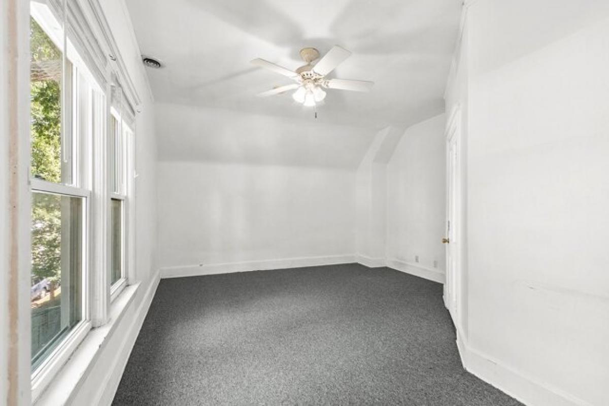 Picture of Home For Rent in Evanston, Illinois, United States