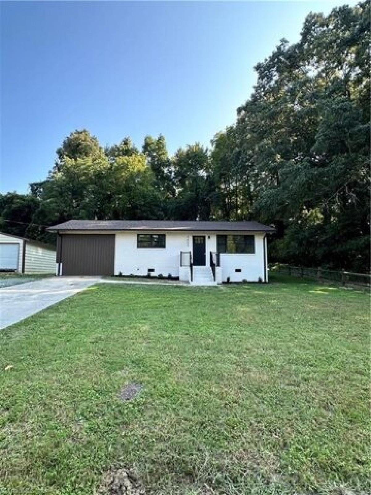 Picture of Home For Sale in Archdale, North Carolina, United States