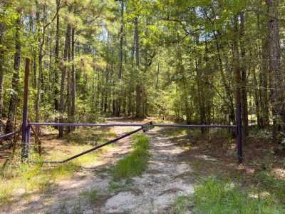 Residential Land For Sale in Zavalla, Texas