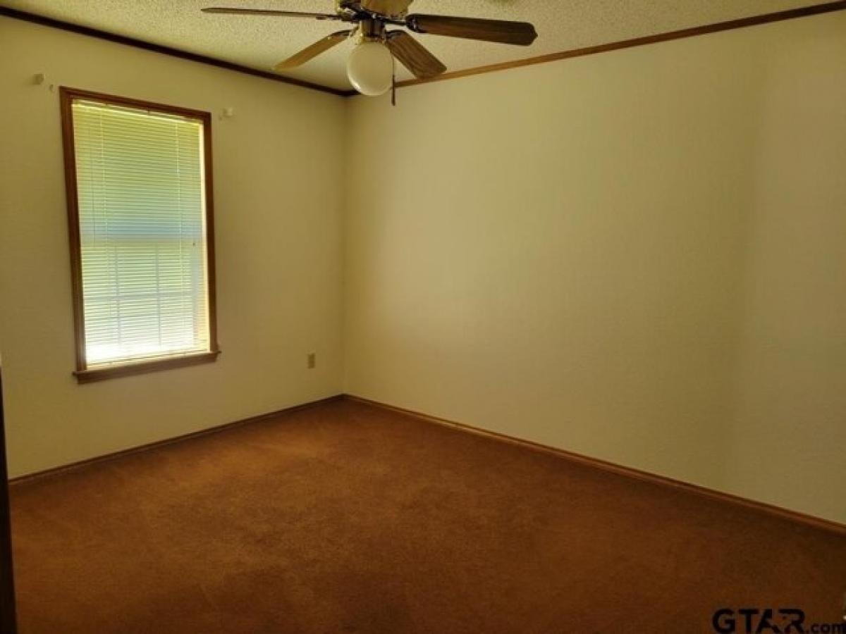 Picture of Home For Rent in Omaha, Texas, United States