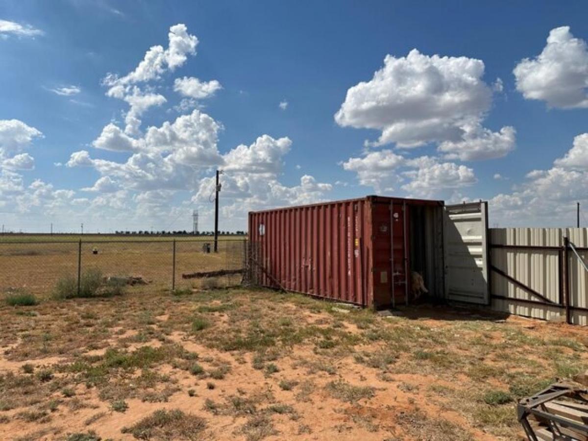 Picture of Home For Sale in Ralls, Texas, United States