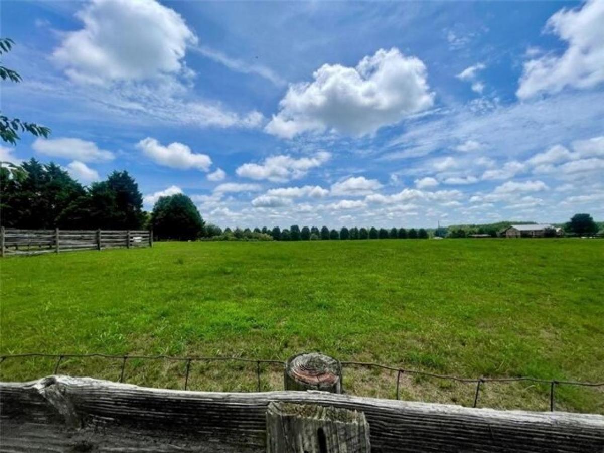 Picture of Residential Land For Sale in Monroe, Georgia, United States