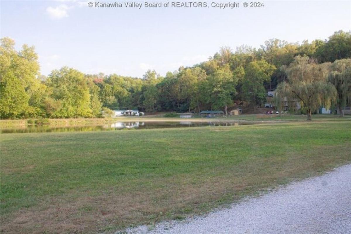 Picture of Residential Land For Sale in Hartford, West Virginia, United States