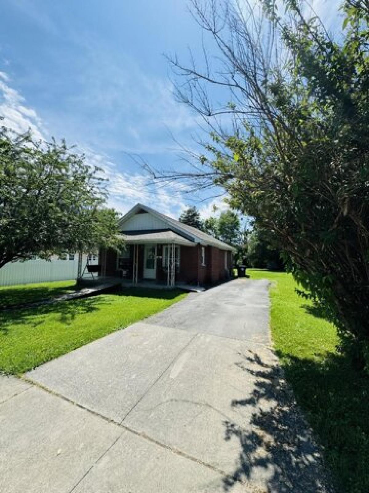 Picture of Home For Sale in Corbin, Kentucky, United States