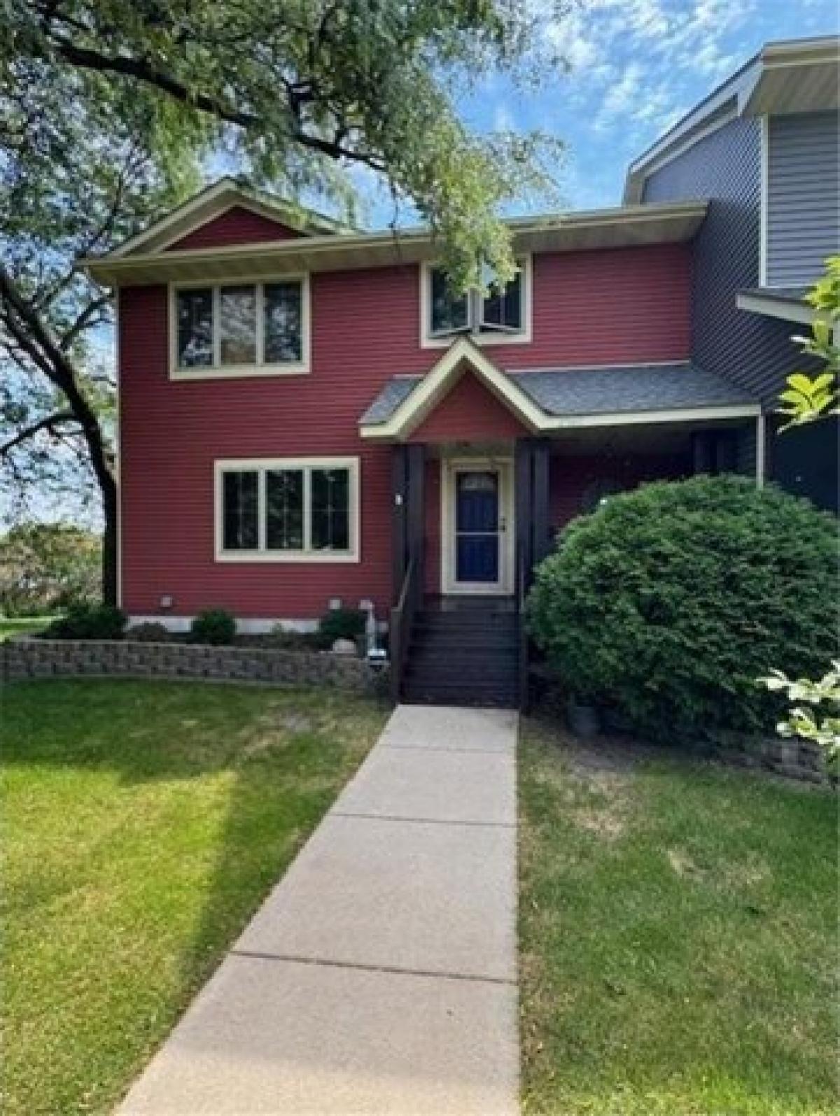 Picture of Home For Sale in Golden Valley, Minnesota, United States