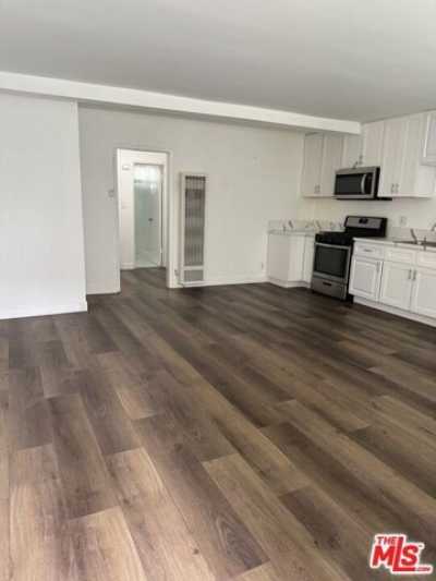 Home For Rent in Sherman Oaks, California