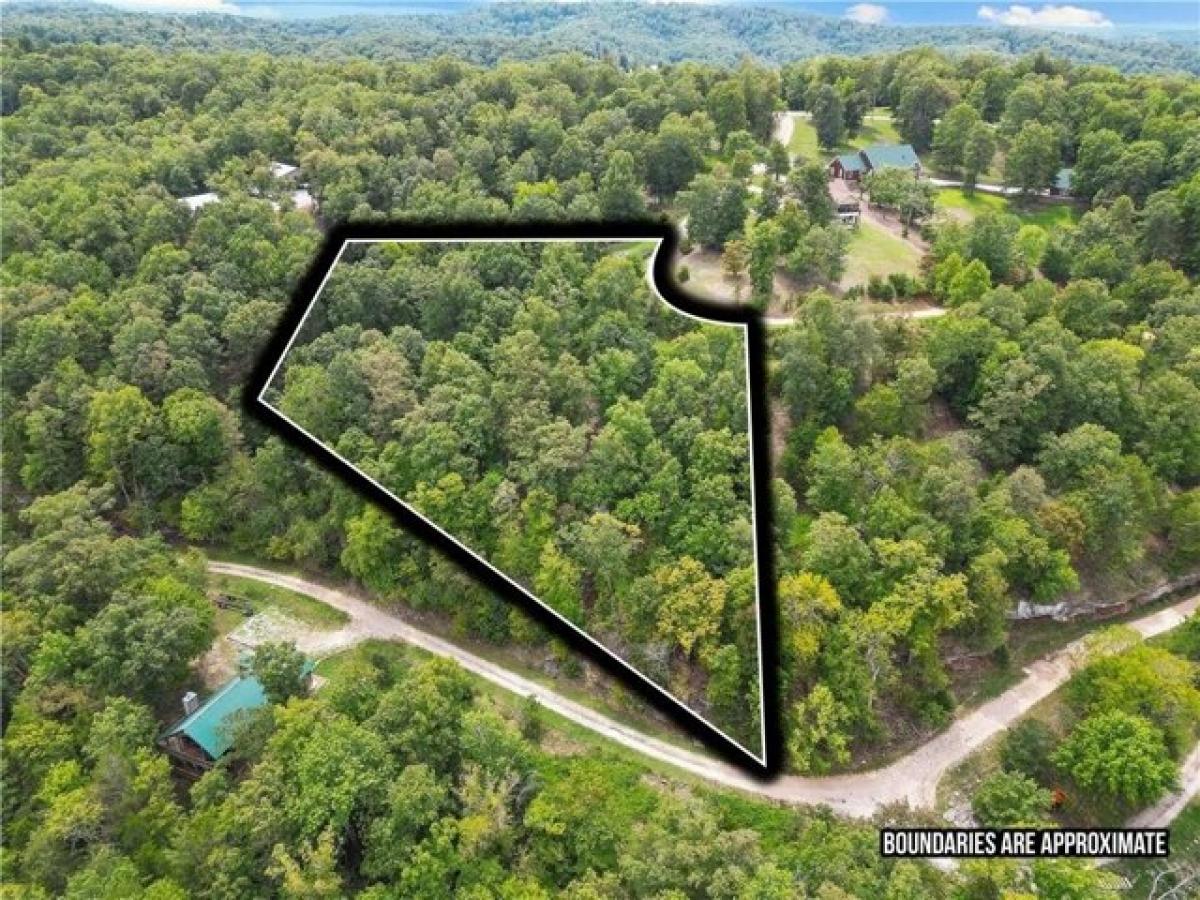 Picture of Residential Land For Sale in Eureka Springs, Arkansas, United States