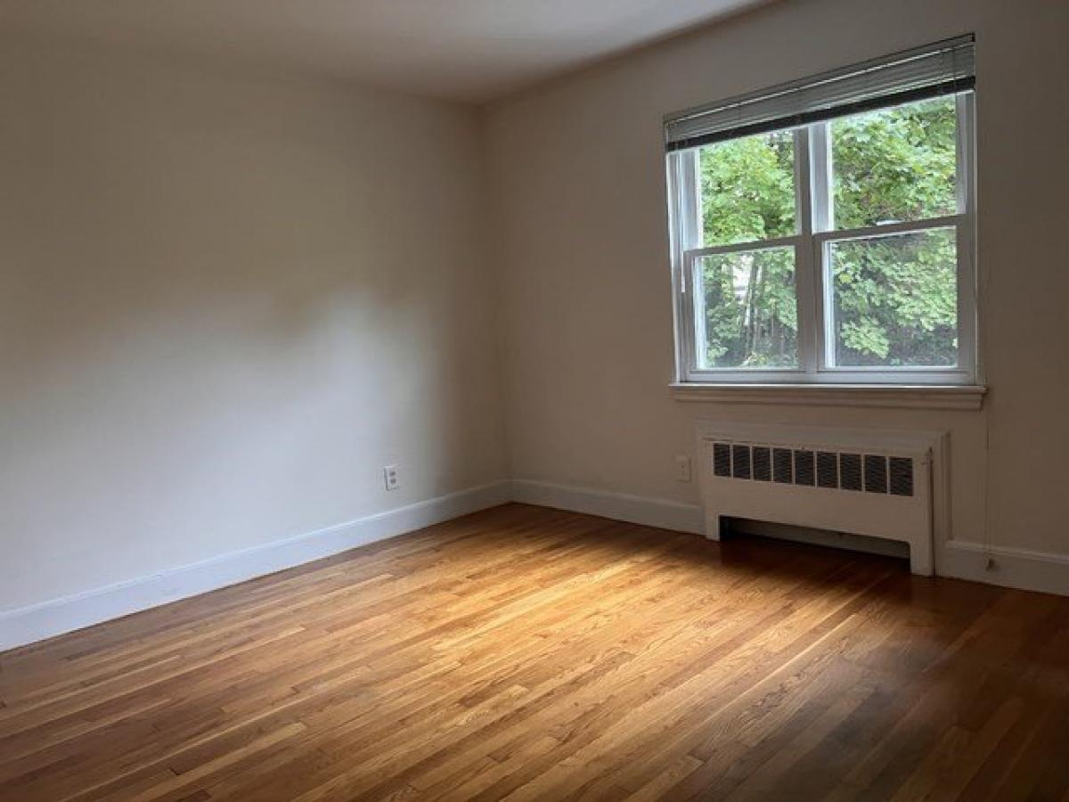 Picture of Apartment For Rent in Newton, Massachusetts, United States