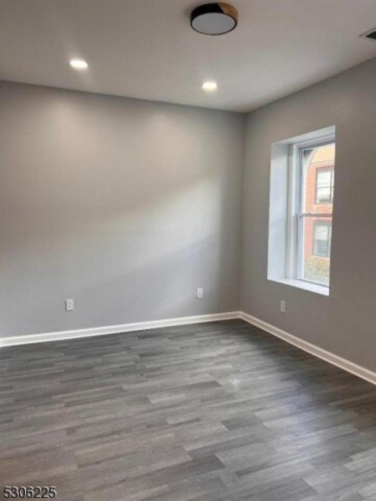 Picture of Apartment For Rent in Newark, New Jersey, United States