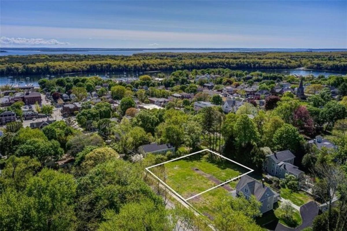 Picture of Residential Land For Sale in East Greenwich, Rhode Island, United States