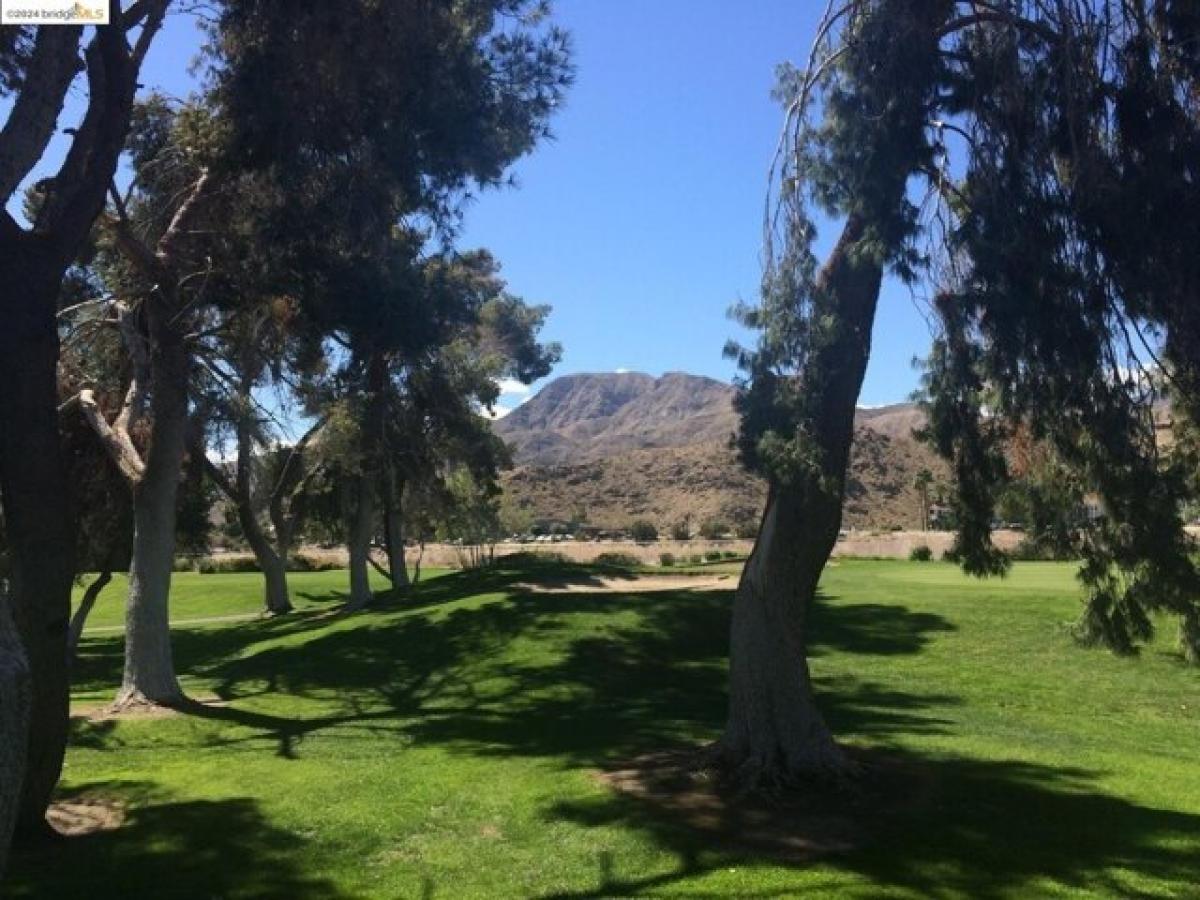 Picture of Home For Sale in Cathedral City, California, United States