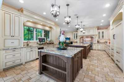 Home For Sale in Highland Park, Illinois