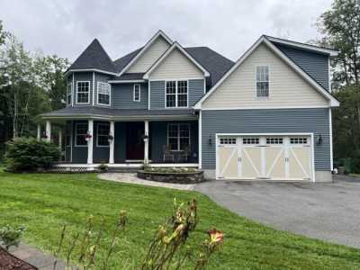 Home For Sale in Arundel, Maine