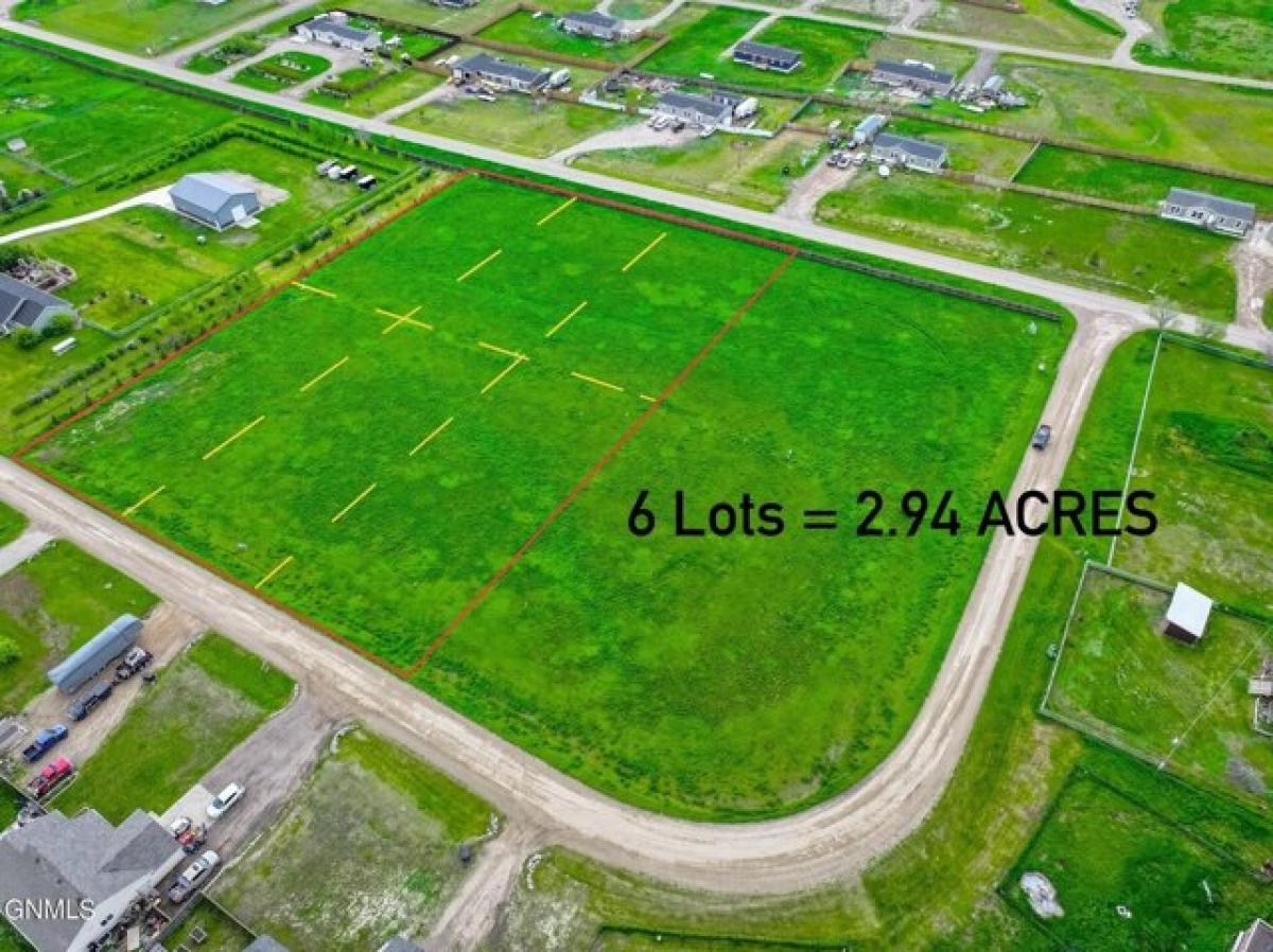 Picture of Residential Land For Sale in Williston, North Dakota, United States