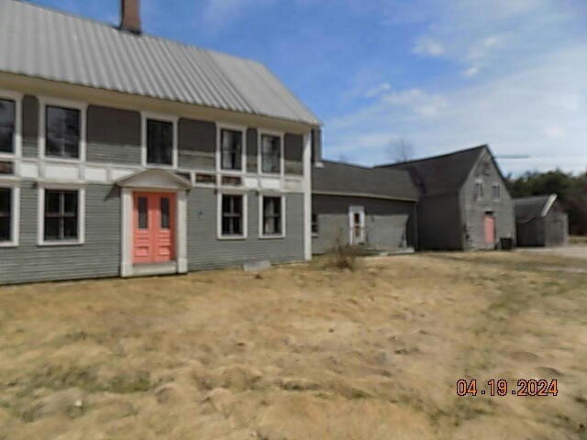 Picture of Home For Sale in Hollis Center, Maine, United States