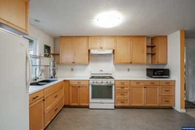 Home For Sale in Corvallis, Oregon