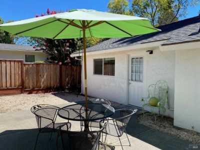 Home For Rent in Saint Helena, California