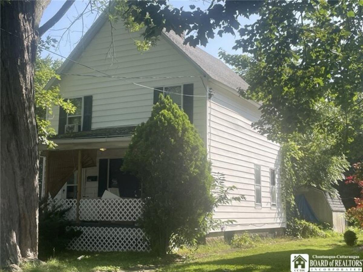 Picture of Home For Sale in Olean, New York, United States