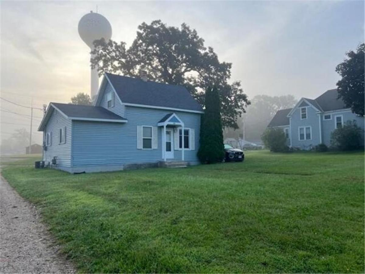 Picture of Home For Sale in Grove City, Minnesota, United States