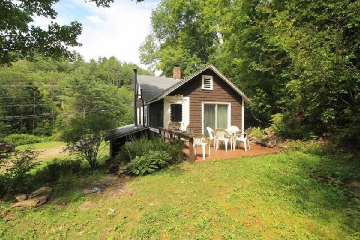 Picture of Home For Sale in Campton, New Hampshire, United States