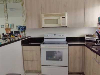 Home For Rent in Sunrise, Florida