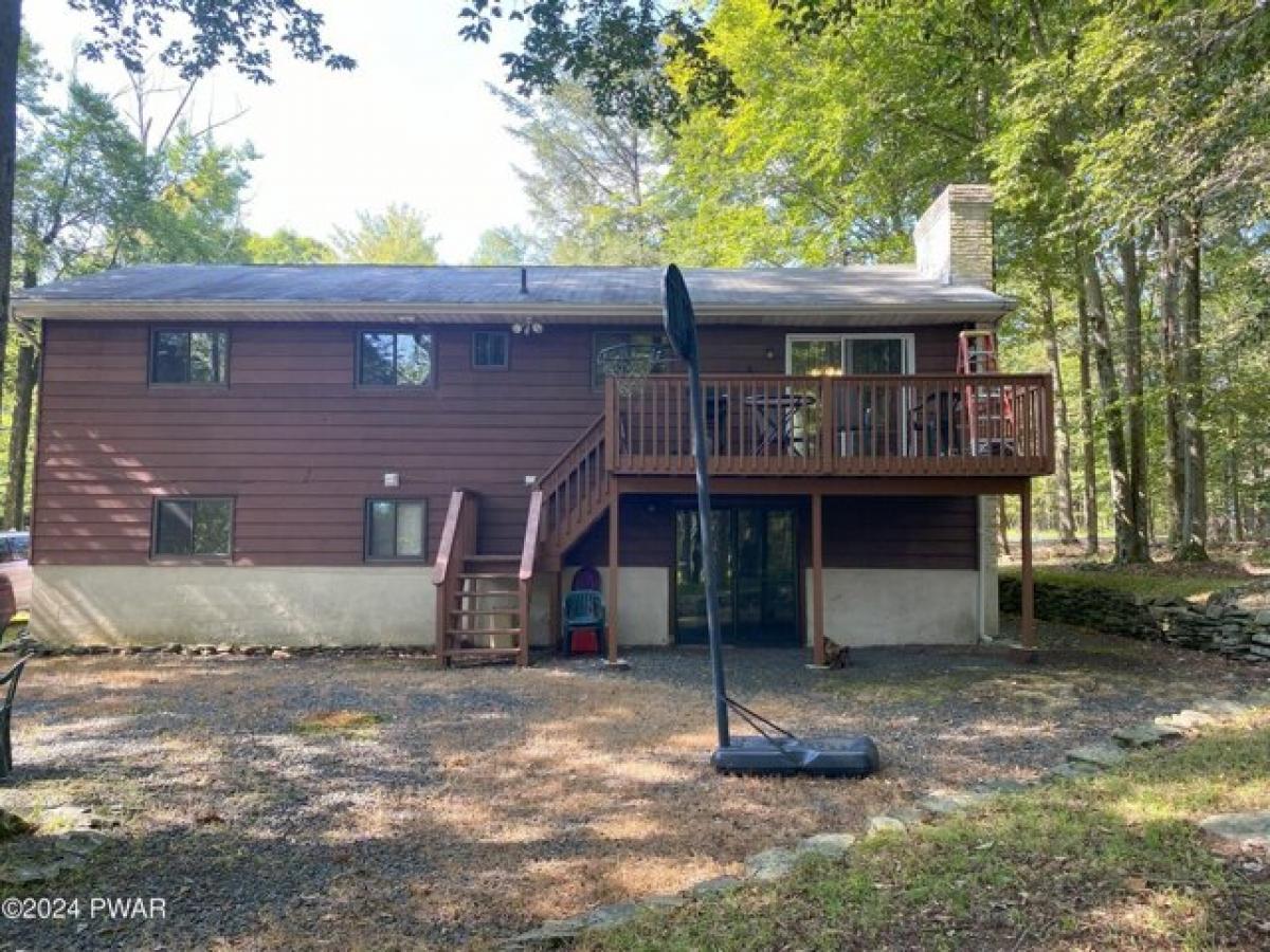 Picture of Home For Sale in Lake Ariel, Pennsylvania, United States