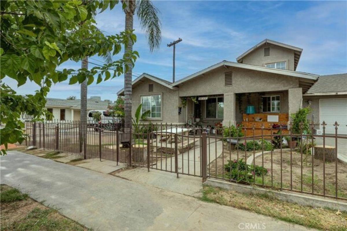 Picture of Home For Sale in Merced, California, United States