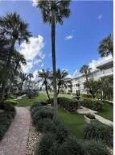 Home For Rent in Hillsboro Beach, Florida