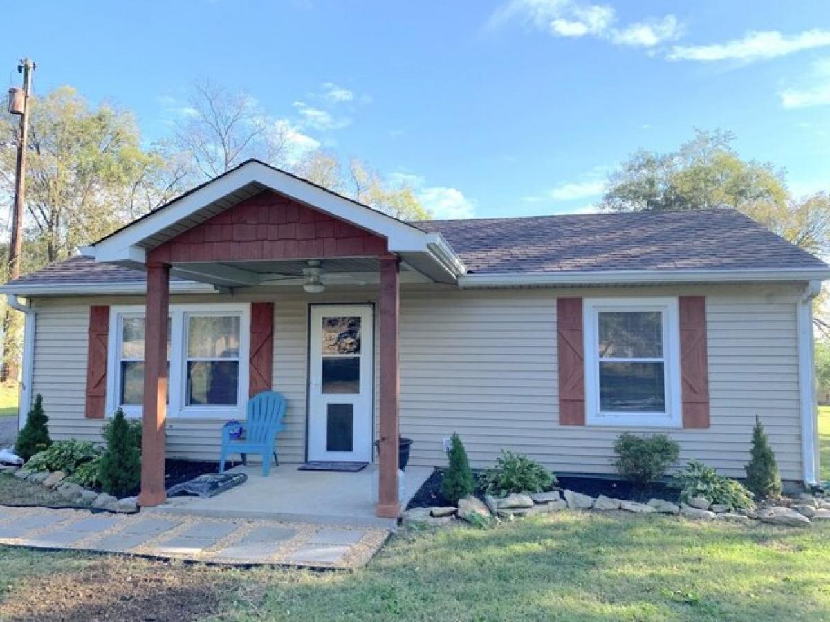 Picture of Home For Sale in Whites Creek, Tennessee, United States