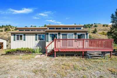 Home For Sale in Glen Haven, Colorado