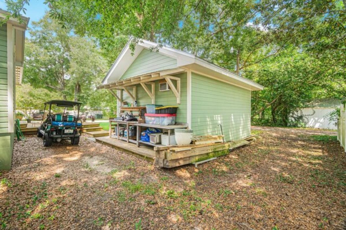 Picture of Home For Sale in Defuniak Springs, Florida, United States