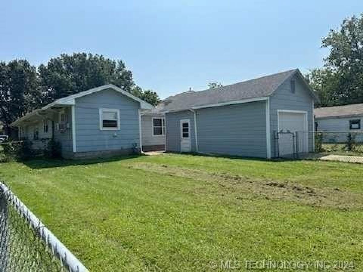 Picture of Home For Sale in Muskogee, Oklahoma, United States