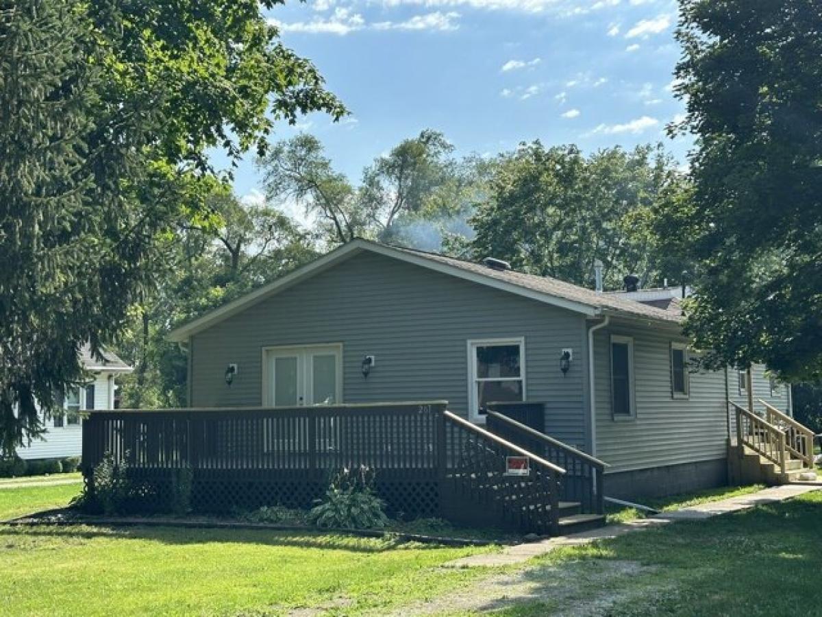 Picture of Home For Sale in Aroma Park, Illinois, United States