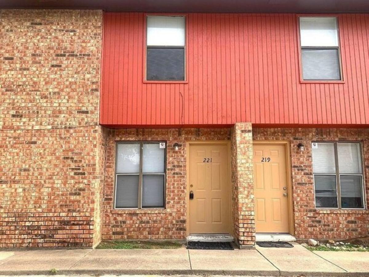 Picture of Home For Rent in Irving, Texas, United States